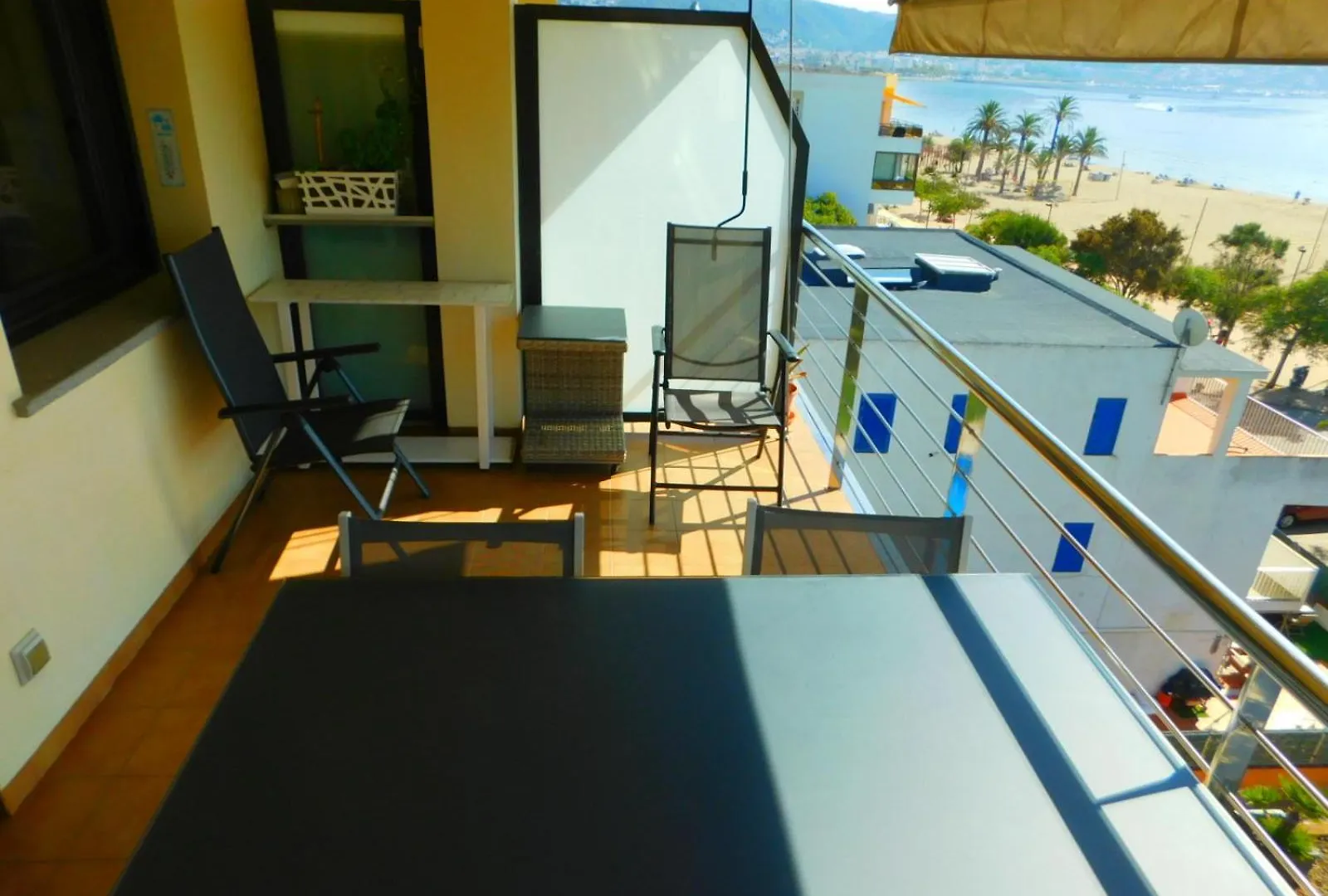 Gmid Immo A221 Atico Duplex Con Piscina, Terraza Y Parking En Primera Linea De Mar Roses